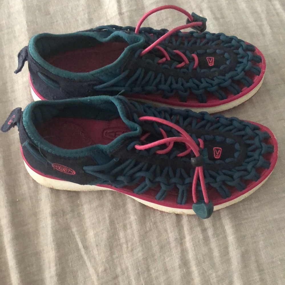 Keen water shoes size 1